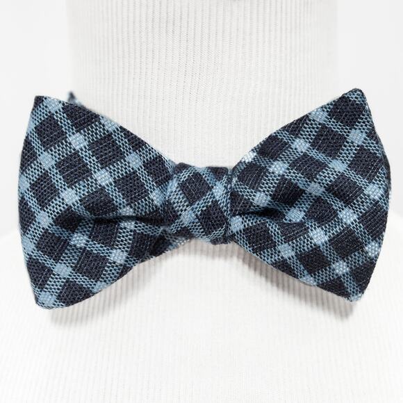 Daniel Cremieux Blue Plaid Self Tie Bow Tie Bowtie - Picture 1 of 7